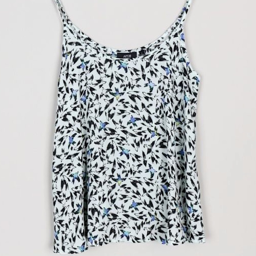 Apt 9 Swing Camisole Birds all over